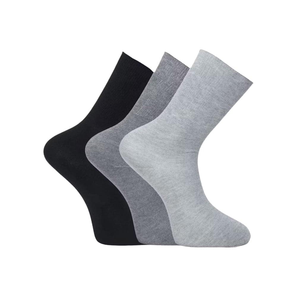 Comfortable bamboo socks with elastic-free cuffs, perfect for everyday wear.