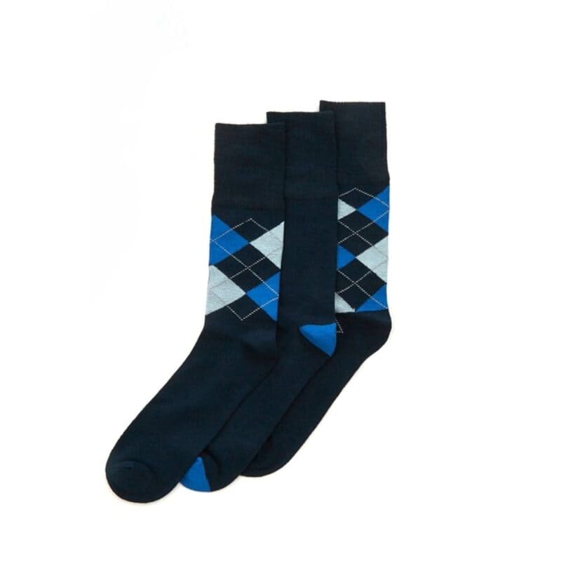 Argyle Bambustrumpor 3-pack Set med tre par argyle bambustrumpor i blå nyanser för komfort och stil.